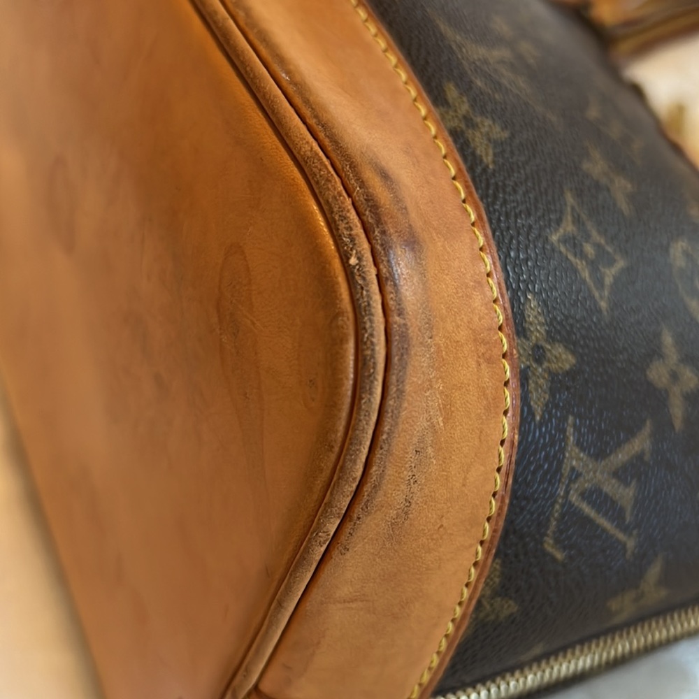 Louis Vuitton Monogram Canvas Alma PM - Picture 7 of 17